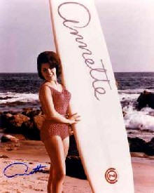 Annette Surfs