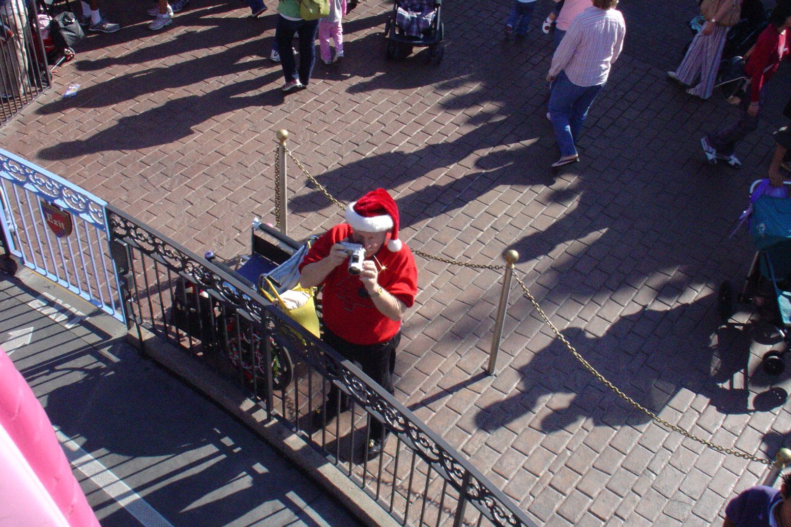 Christmas Eve At Disneyland 2005