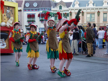 Christmas Eve At Disneyland 2005