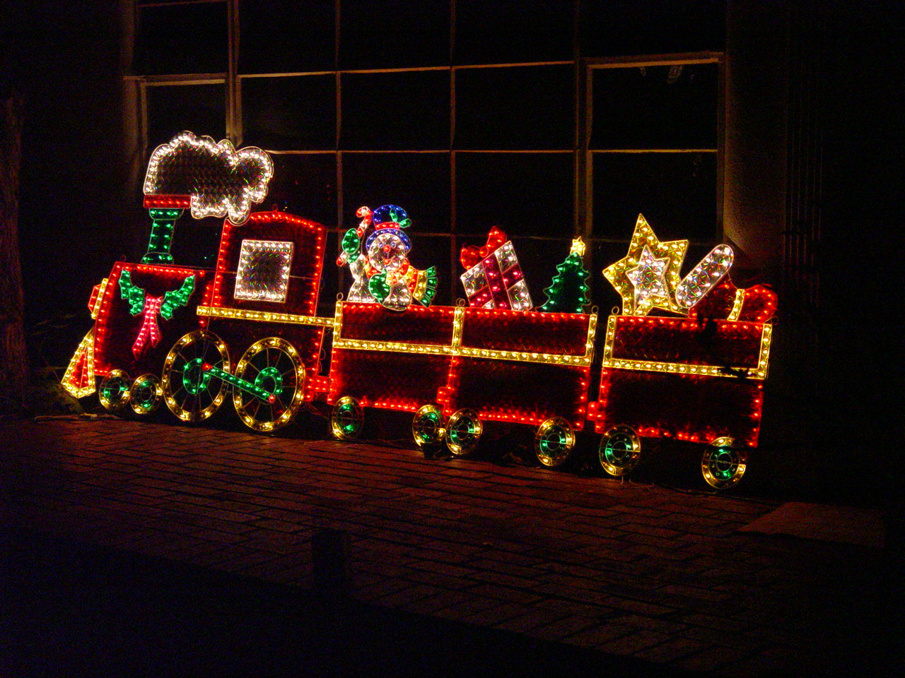 Naples California Walk Of Lights 2005