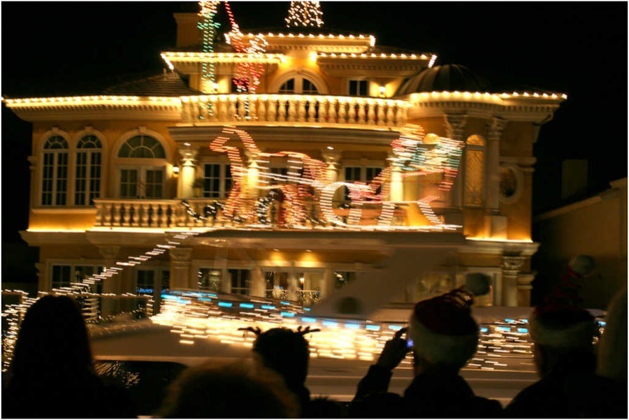 Christmas Cruise At Huntington Harbor