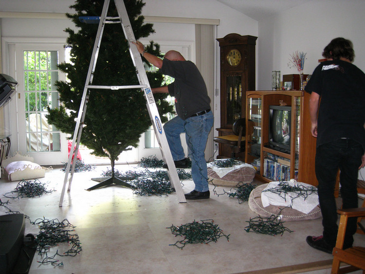 Decorating the house 2009