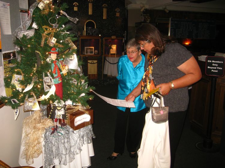 Decorating requires a night of dancing  November 2010