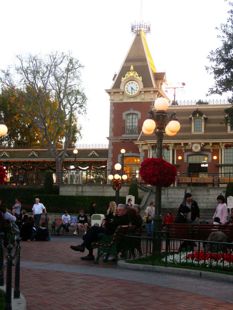 Christmas Eve 2010 at Disneyland