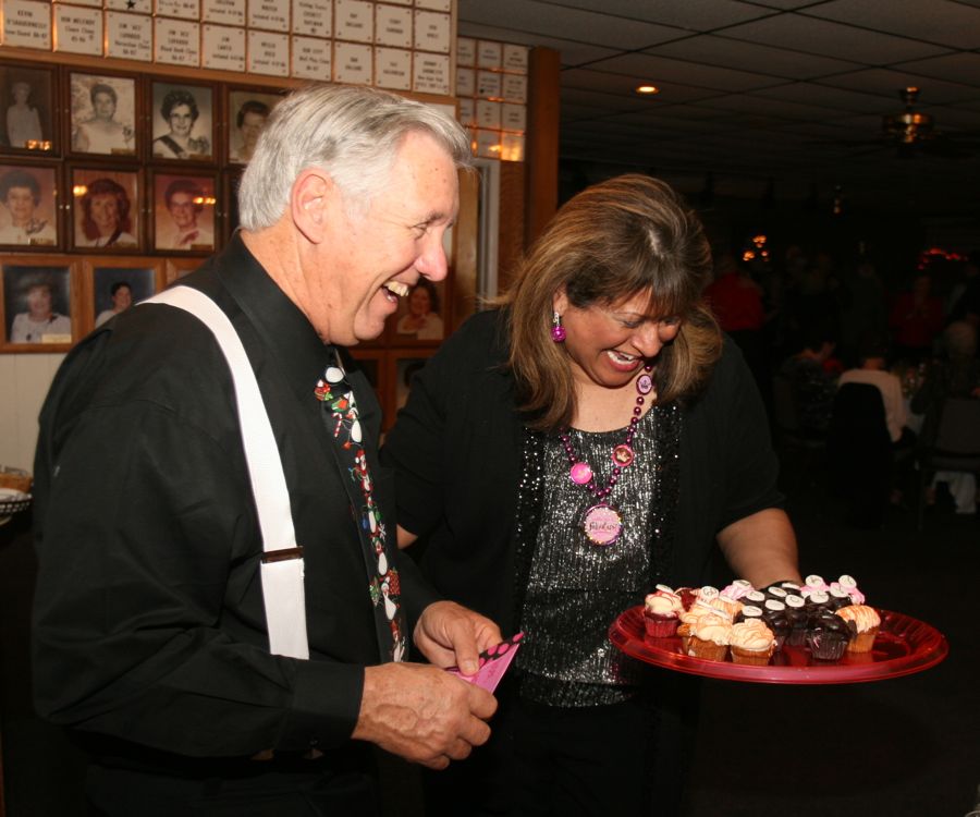 Celebrating Vicky's 60th birthday at the GG Elks with friends