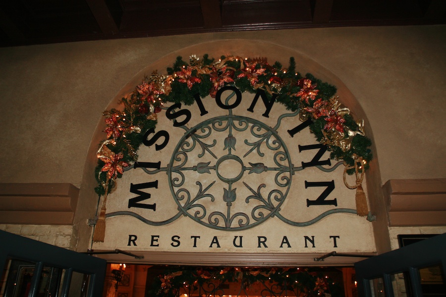 A visit to the Riverside Mission Inn with family December 2012