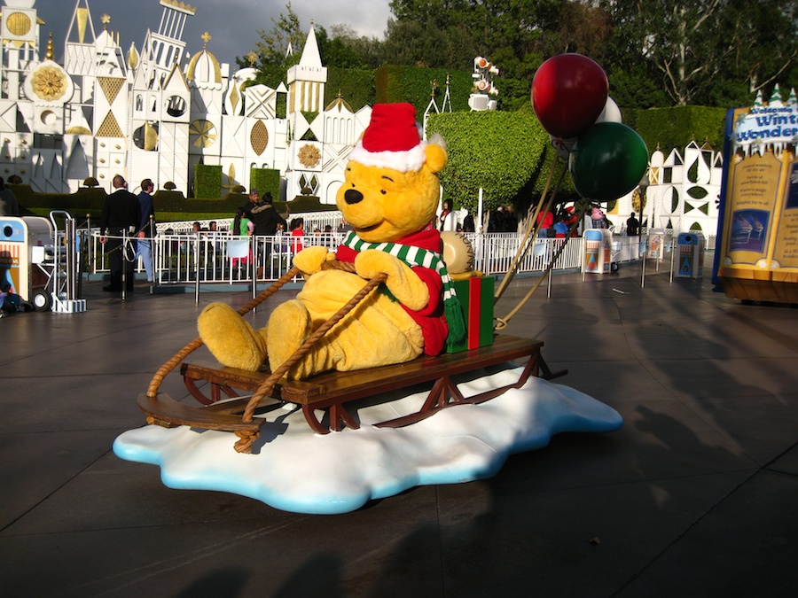 The Disneyland Christmas Eve  Parade  2012