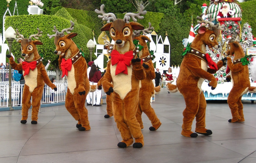 The Disneyland Christmas Eve  Parade  2012