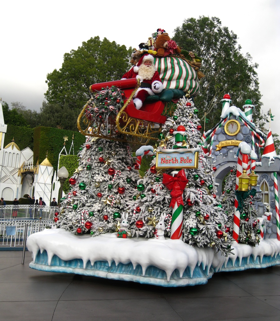 The Disneyland Christmas Eve  Parade  2012