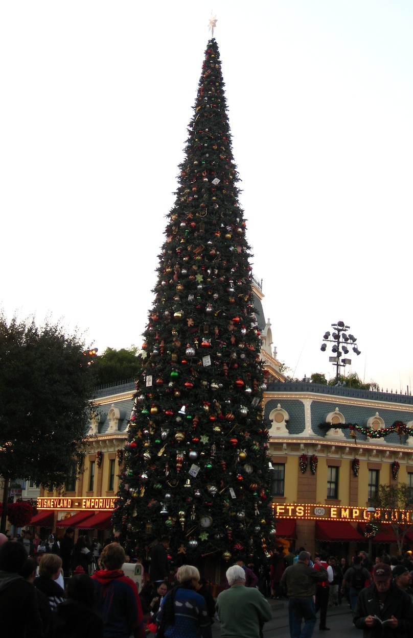 The Disneyland Christmas Eve  Parade  2012