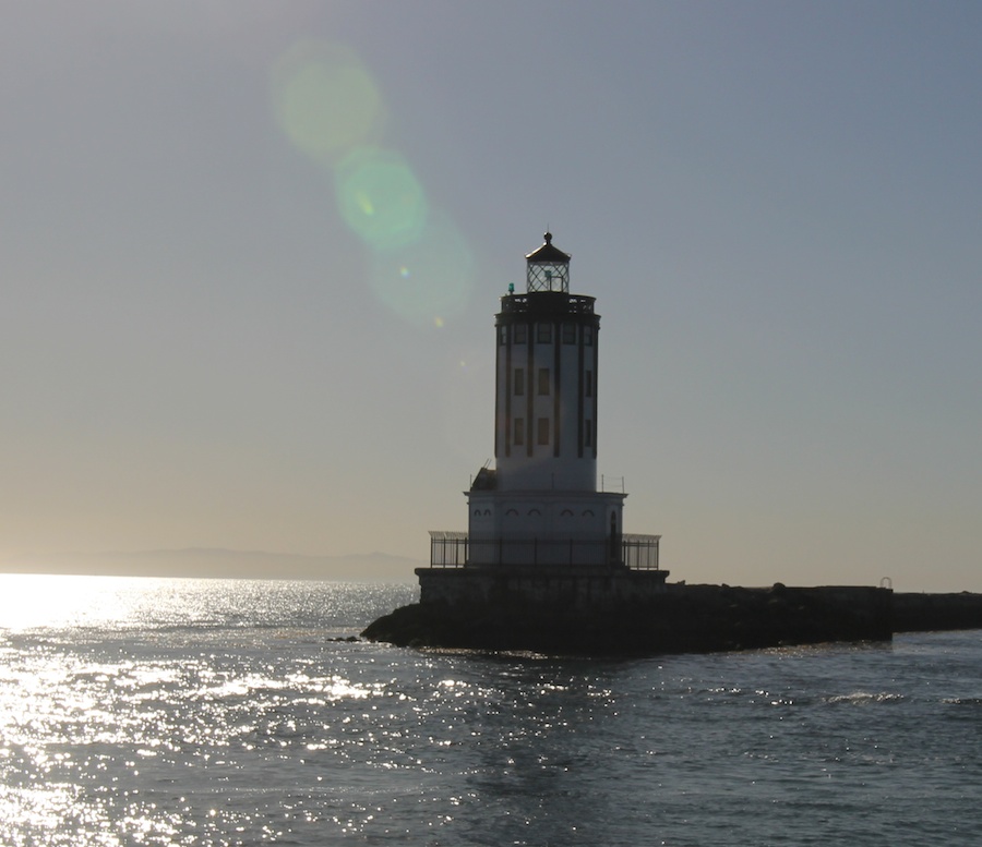 Sailing the bounding main December 2013
