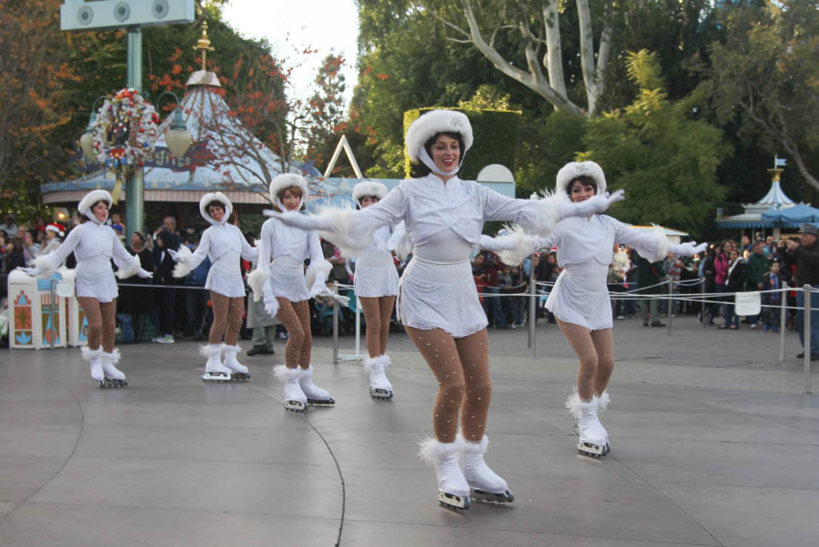 Disneyland Holiday Parade 12/24/2015