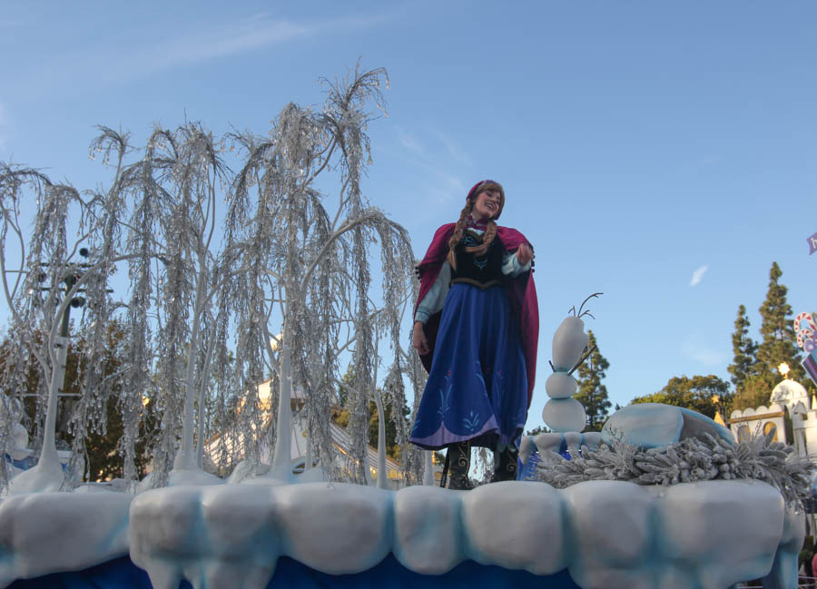 Disneyland Holiday Parade 12/24/2015