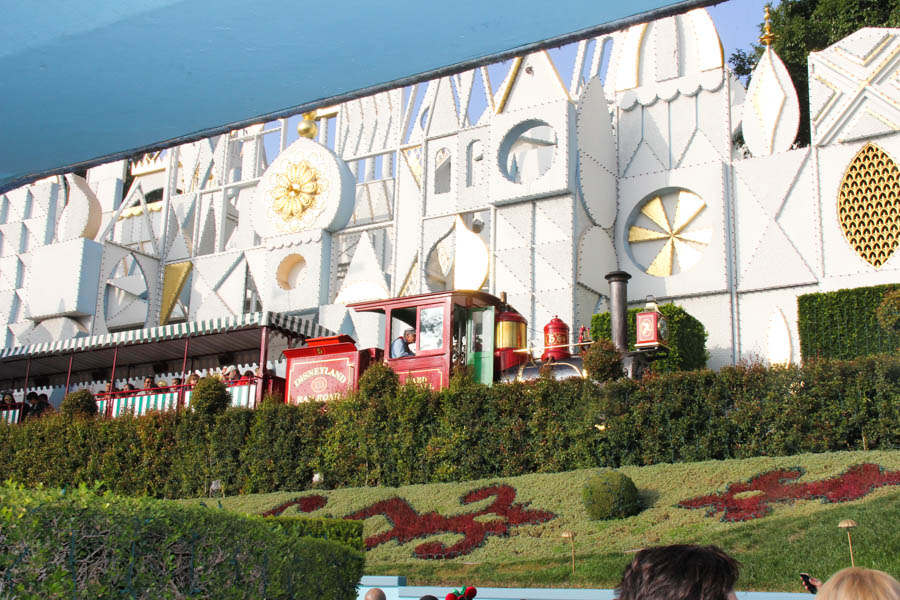 Christmas Eve 2018 Tour At Disneyland