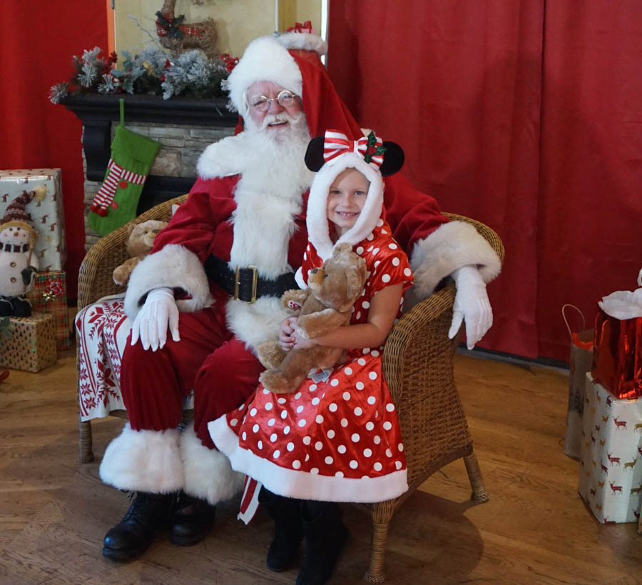 Visiting Santa Before Breakfast At Catal 12/24/2019