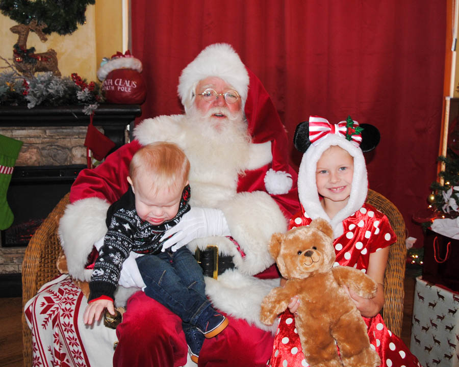 Visiting Santa Before Breakfast At Catal 12/24/2019