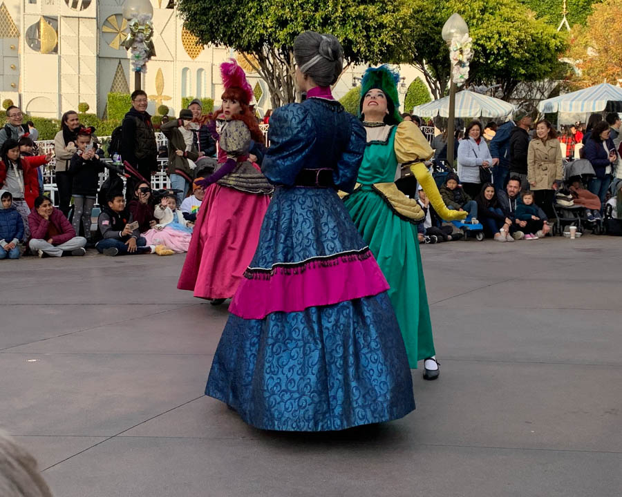 Disneyland Christmas Parade 12/24/2019