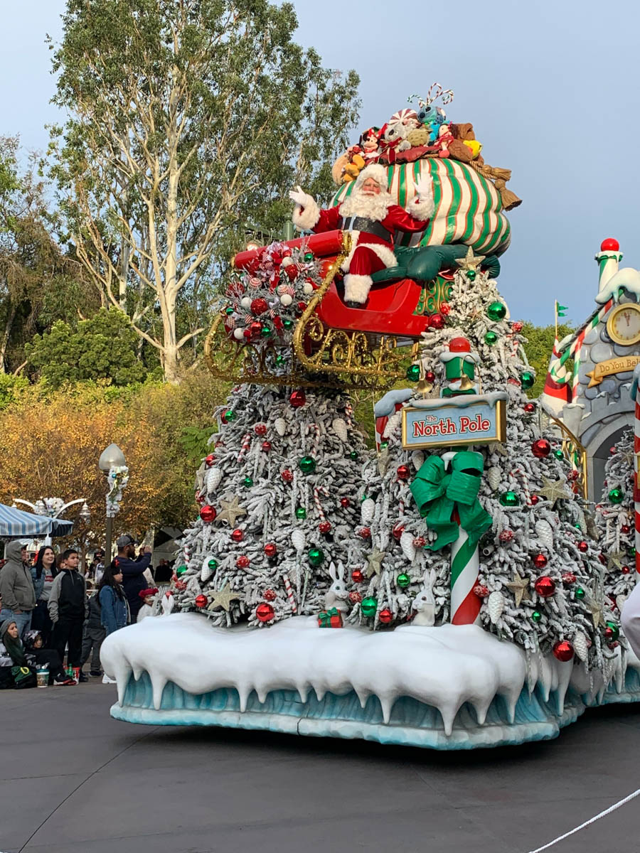 Disneyland Christmas Parade 12/24/2019