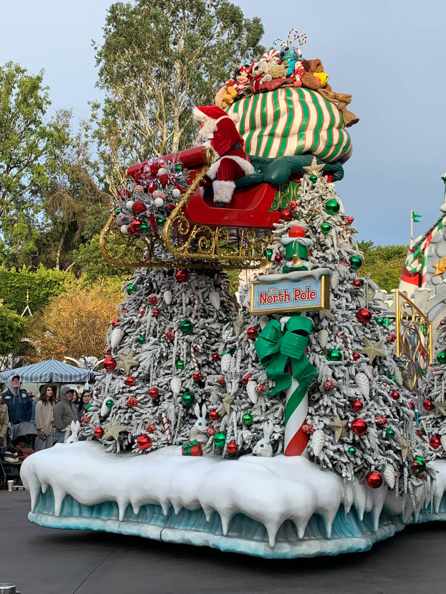 Disneyland Christmas Parade 12/24/2019