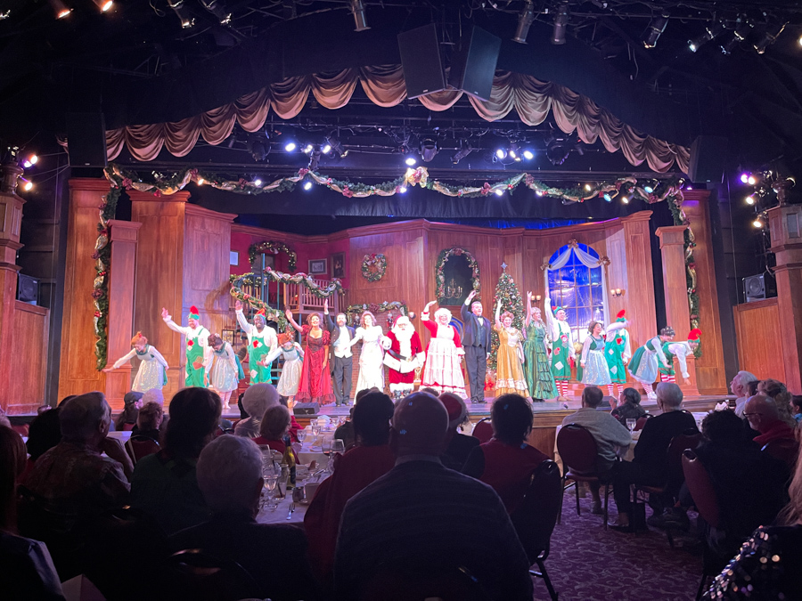 Candlelight Dinner Theater Christmas Plan 12/11/2021