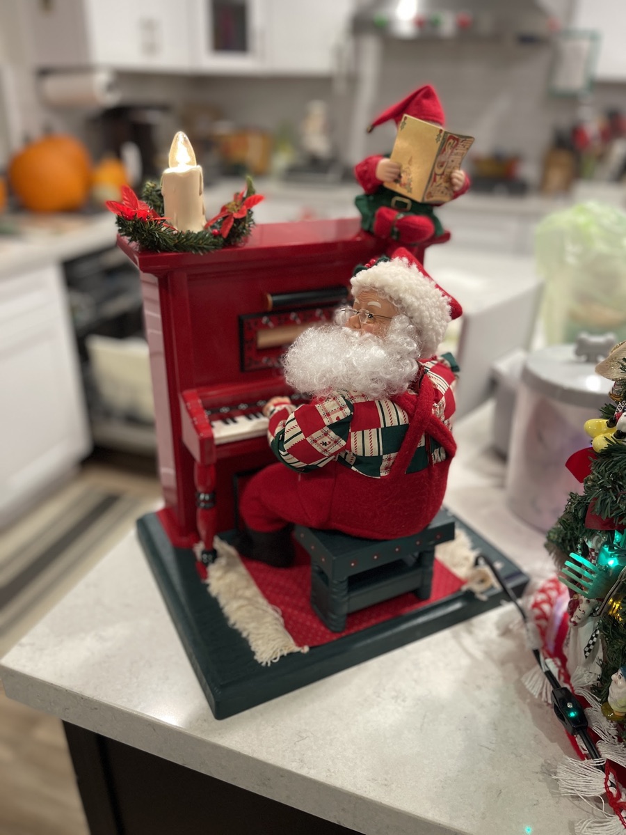 Decorating For Christmas 2023