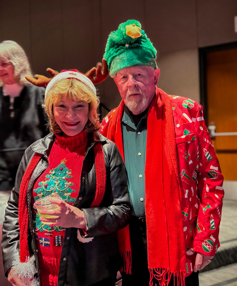 2025-11-30 alley Cats Christmas Show