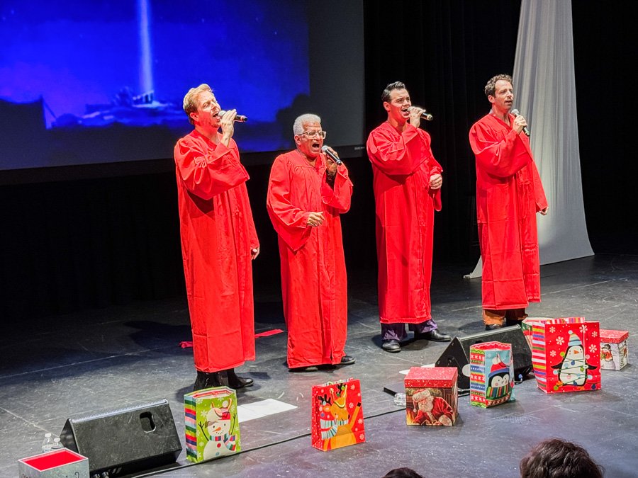 2025-11-30 alley Cats Christmas Show