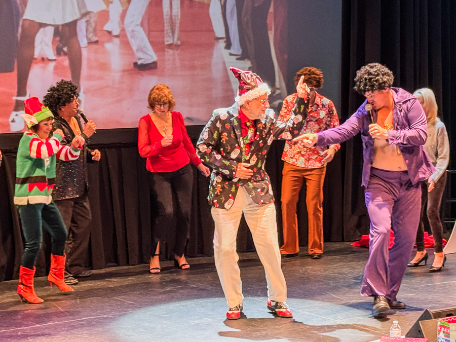 2025-11-30 alley Cats Christmas Show