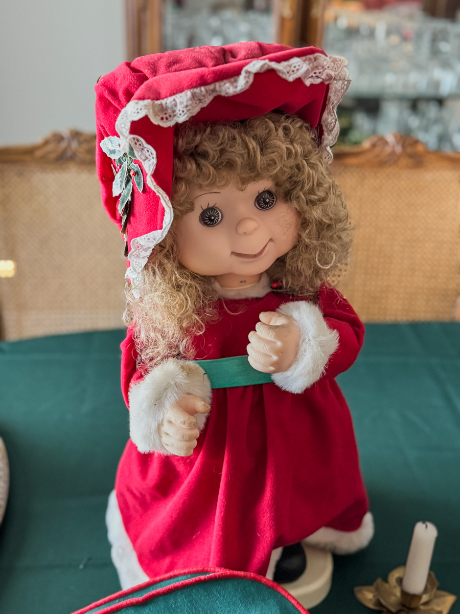 2025-12-03 Decorating For Christmas 2025