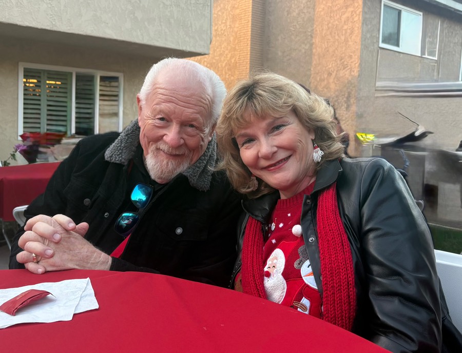 2025-12-14 Christmas Open JHouse At The Collier's