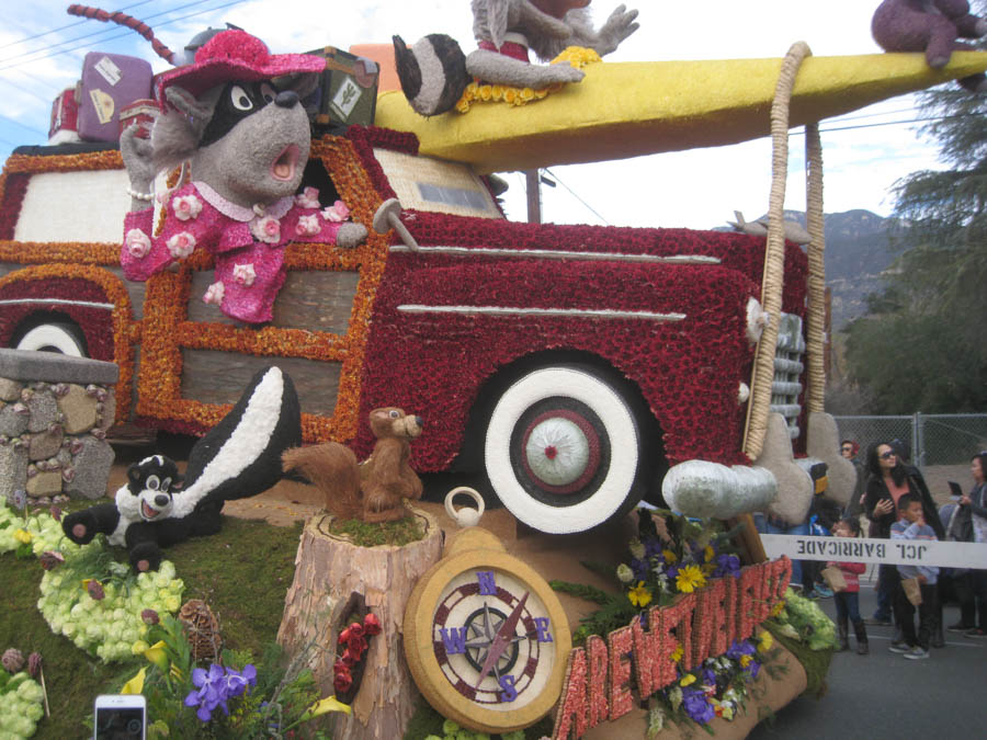 127th Rose Parade Floats And Santorini