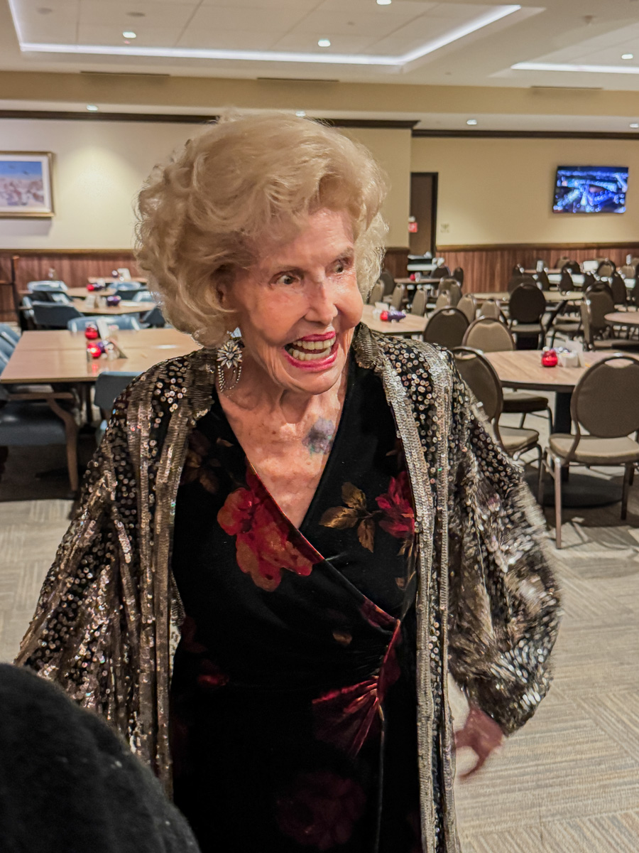 2025-12-31 New year's Eve At The Elks