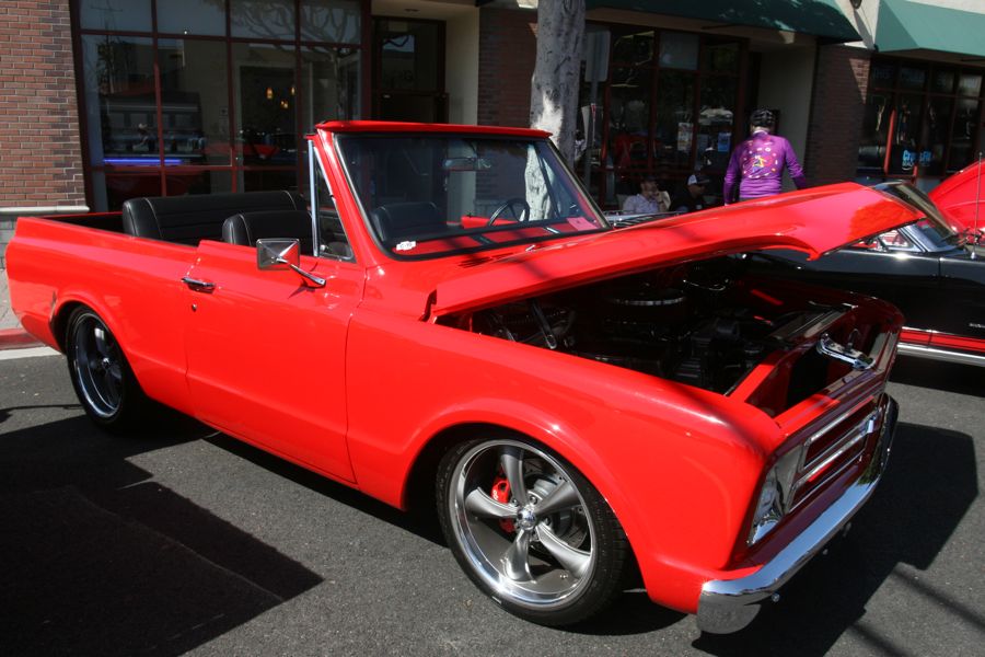 Seasl Beach Car Show