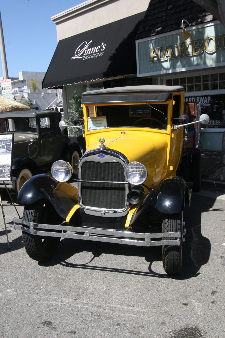 Seasl Beach Car Show