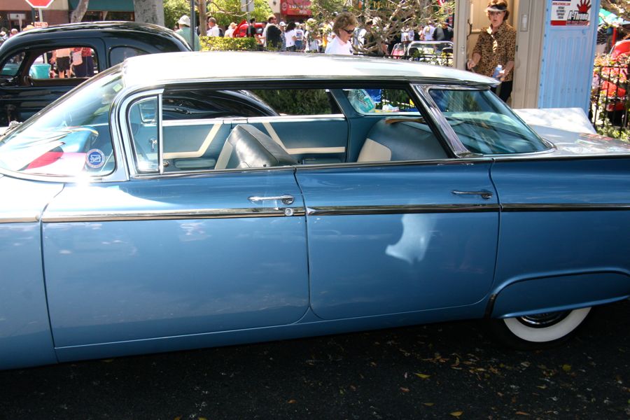 Seasl Beach Car Show