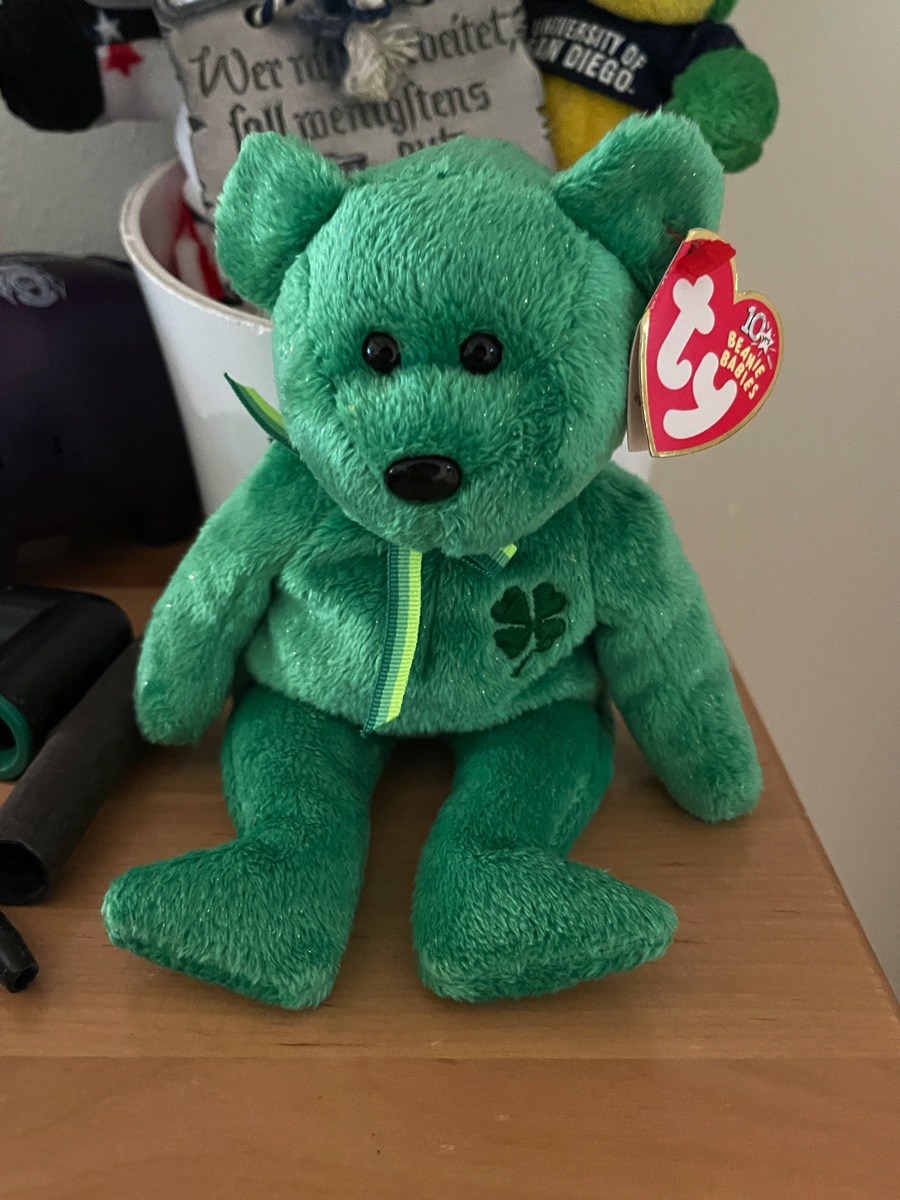 2023 St. Patrick's  Day Decorations