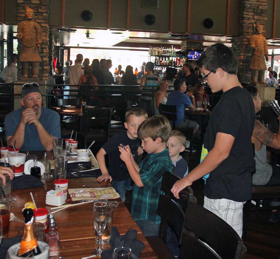 Lunch and the Aquarium with family 9/21/2013