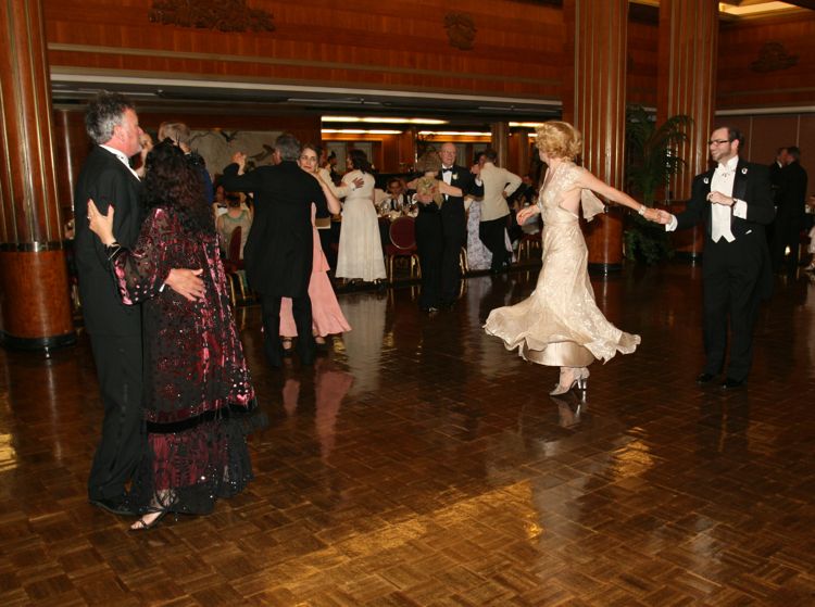 Inside the Art Deco 2010 Dance