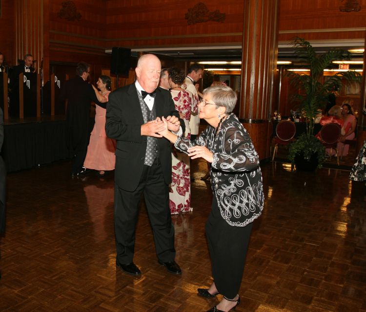 Inside the Art Deco 2010 Dance