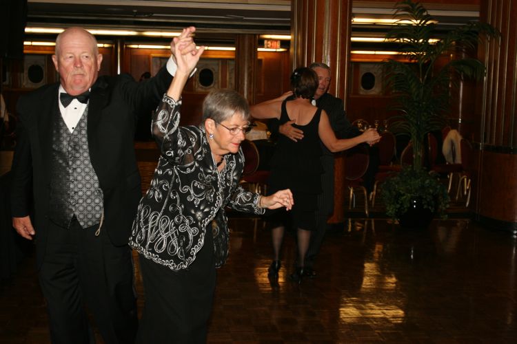 Inside the Art Deco 2010 Dance