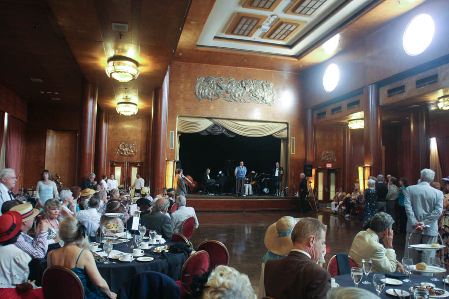 Dancing on the Queen Mary August 2014