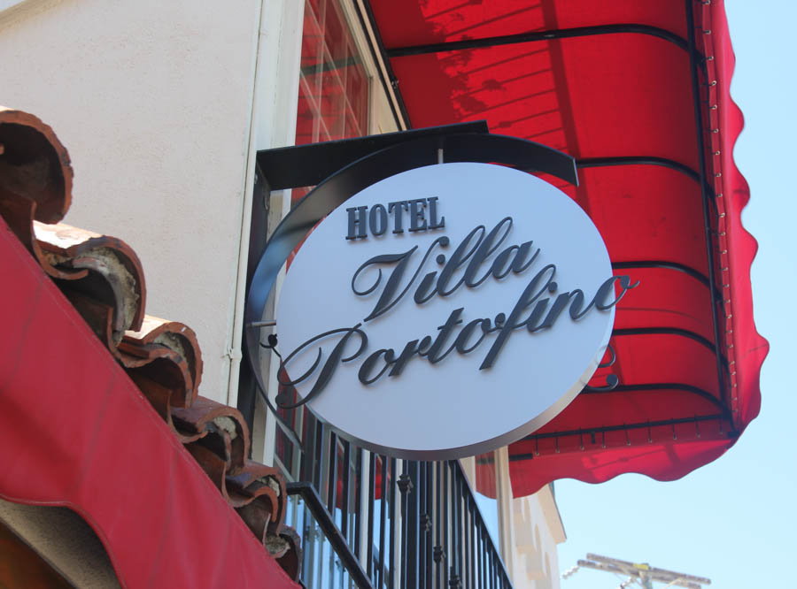 Pre-dinner activities in Avalon on May 15th 2015