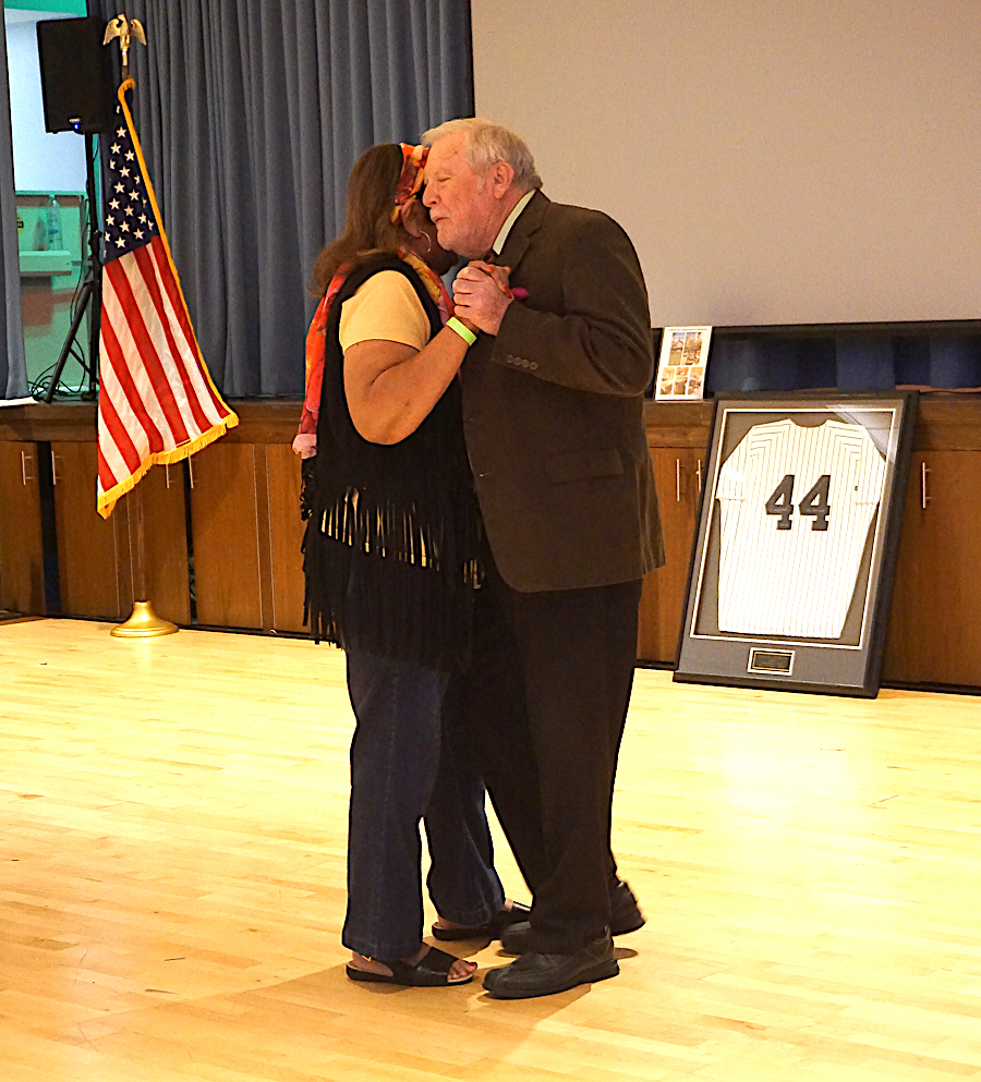 Elks Scholarship 1960s Dance 2023/01/28