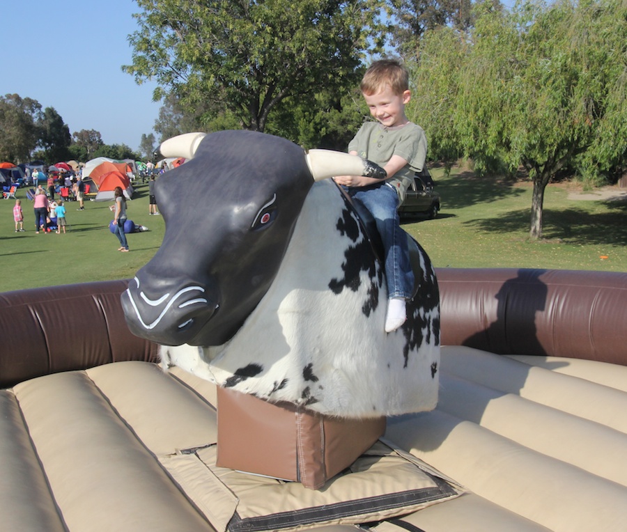 Pre-dinner and dinnder activities at ORCC May 2013