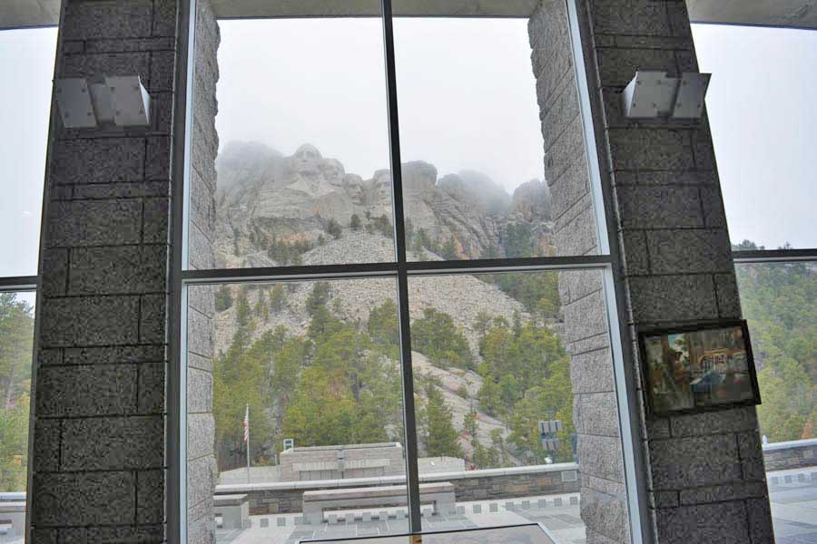 Kathy goes to Mount Rushmore