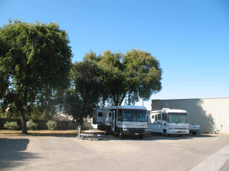 Bob and Sandy take a motorhome vacation