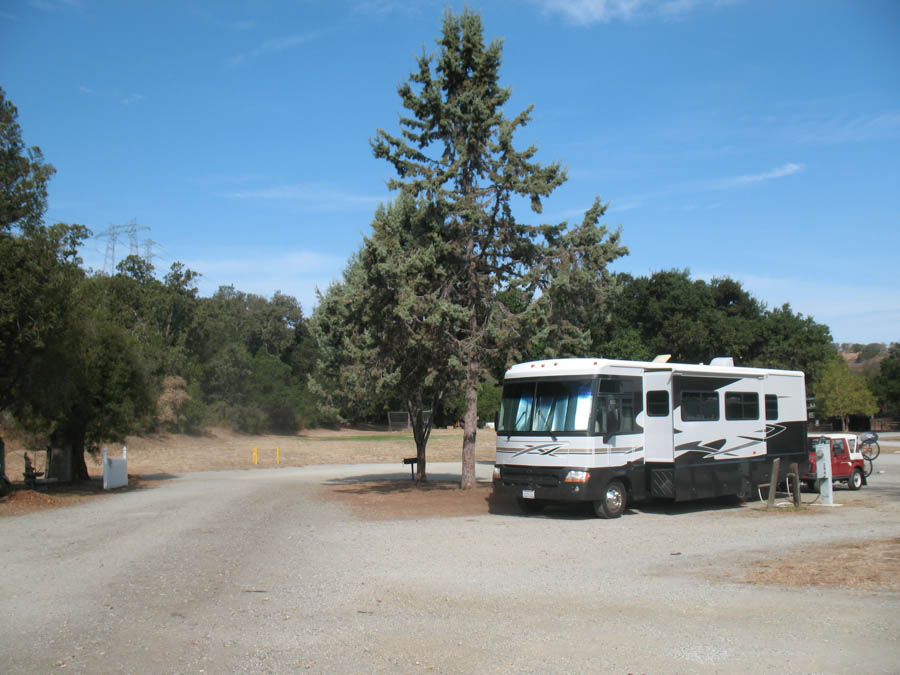 Bob and Sandy take a motorhome vacation