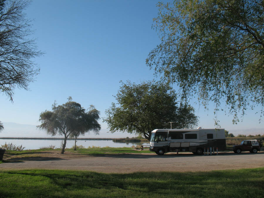 Bob and Sandy go on a motorhome adventure October 2015