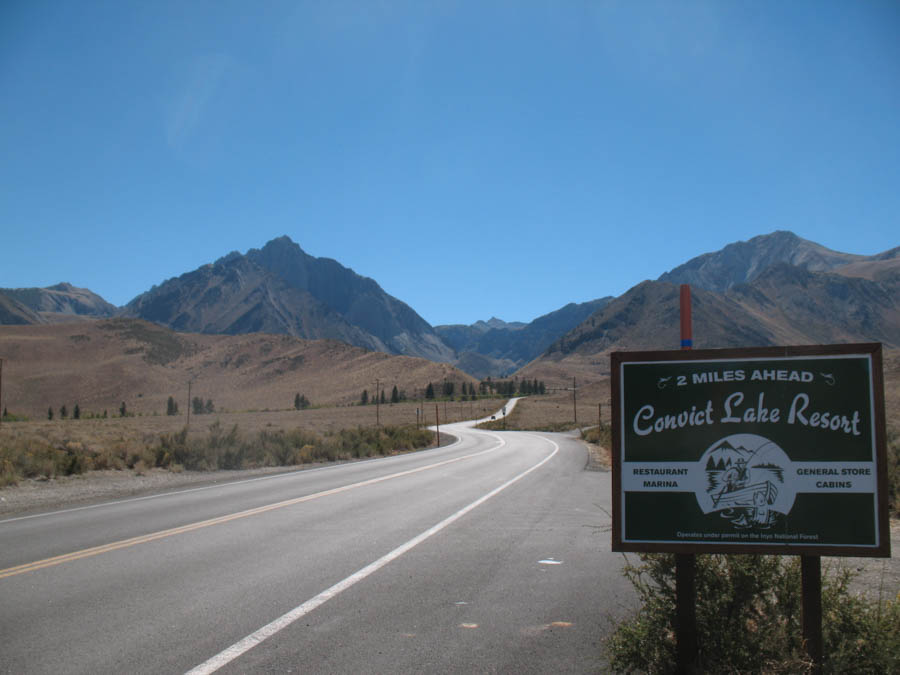 Bob and Sandy visit the local mountain communities on their September 2016 motorhome adventure