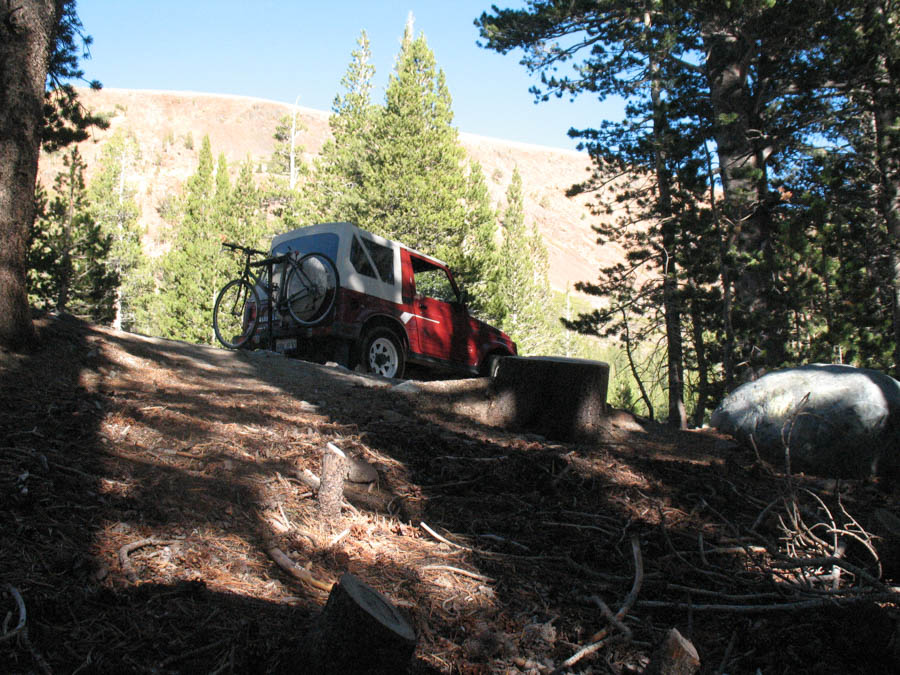 Bob and Sandy visit the local mountain communities on their September 2016 motorhome adventure